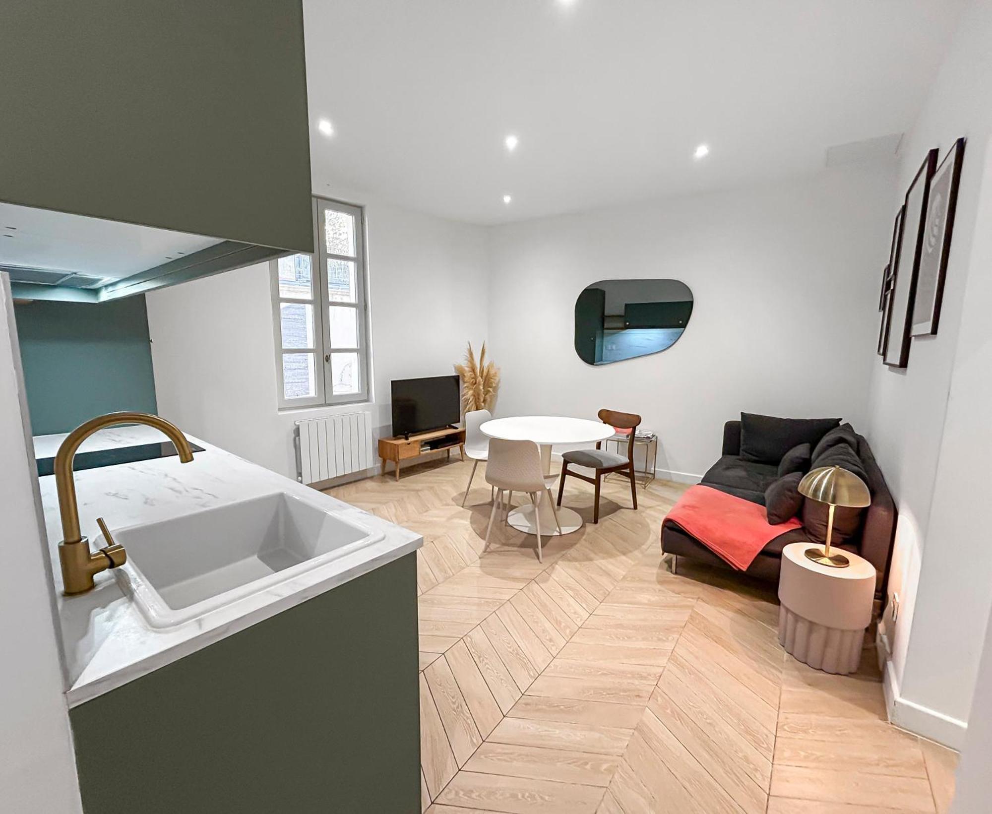 Hebergements Modernes & Cosy A Arles T3 Et T2 Elegants Bagian luar foto