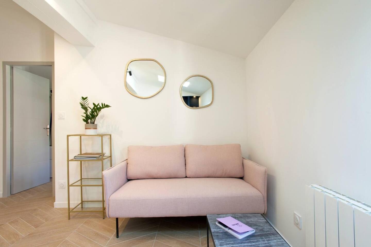 Hebergements Modernes & Cosy A Arles T3 Et T2 Elegants Bagian luar foto